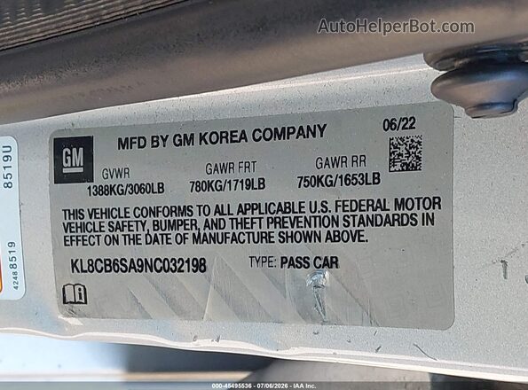 KL8CB6SA9NC032198 2022 CHEVROLET SPARK Silver Vista del compartimento del motor