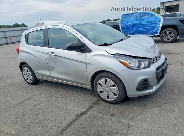 KL8CB6SAXHC814028 2017 CHEVROLET SPARK Silver Front right