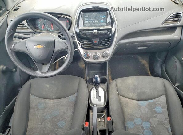 KL8CB6SAXHC814028 2017 CHEVROLET SPARK Silver Dashboard view