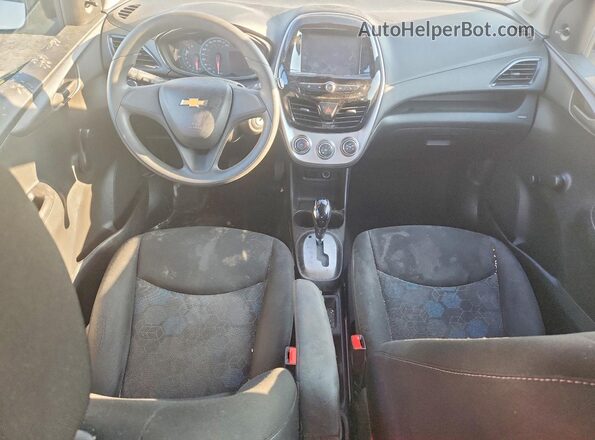 KL8CB6SAXJC433687 2018 CHEVROLET SPARK White Widok deski rozdzielczej