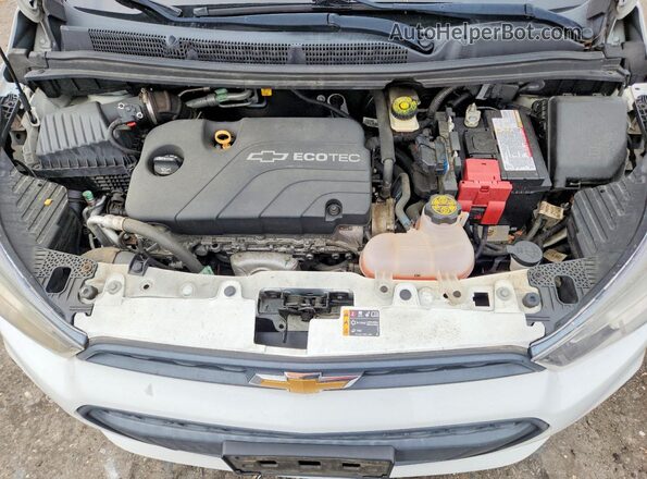 KL8CB6SAXJC472084 2018 CHEVROLET SPARK White Вид задньої частини салону