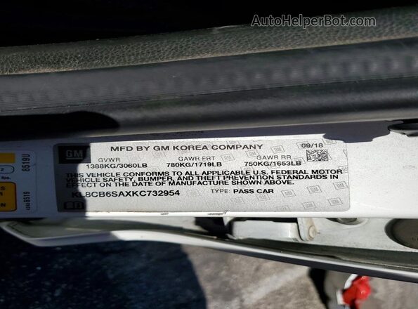 KL8CB6SAXKC732954 2019 CHEVROLET SPARK White VIN კოდის სტიკერის ხედი