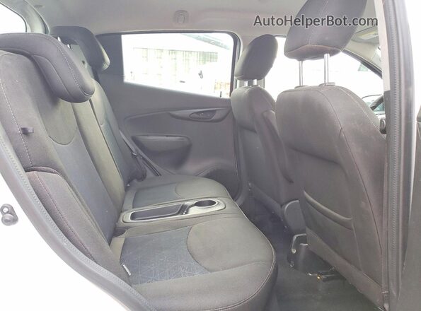 KL8CD6SA0MC225624 2021 CHEVROLET SPARK White Rear seats view