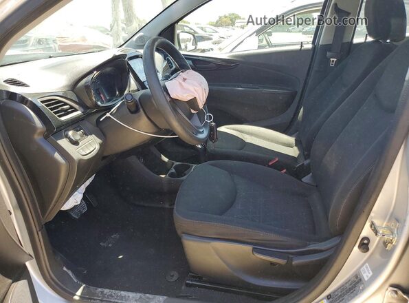 KL8CD6SA2LC461805 2020 CHEVROLET SPARK Gray წინა სალონის ხედი