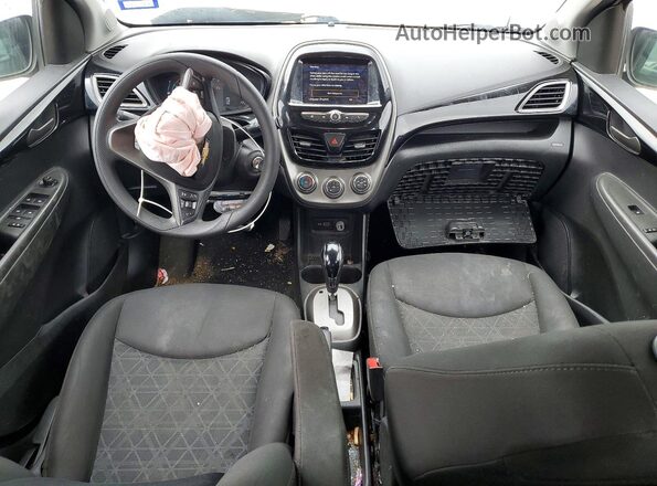 KL8CD6SA2NC011767 2022 CHEVROLET SPARK Silver Vista del salpicadero