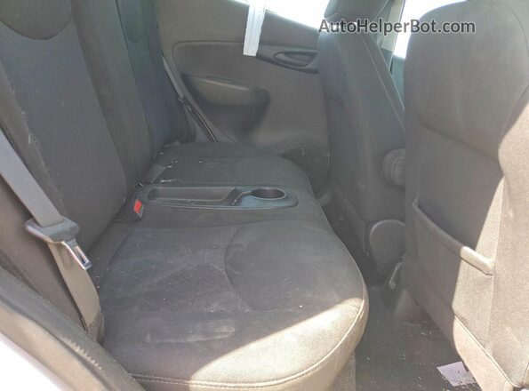 KL8CD6SA3LC431034 2020 CHEVROLET SPARK White Вид задніх сидінь