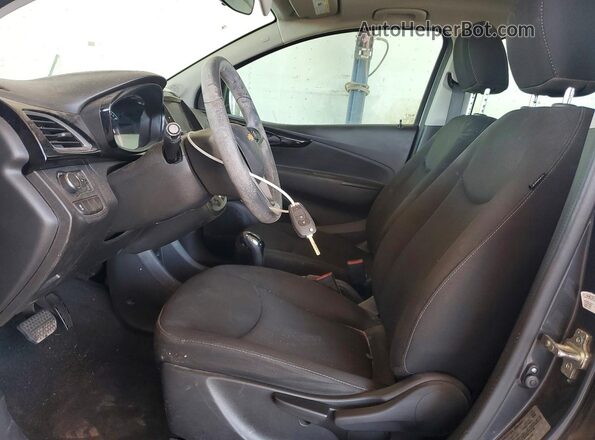 KL8CD6SA3LC474112 2020 CHEVROLET SPARK Gray Вид салону спереду