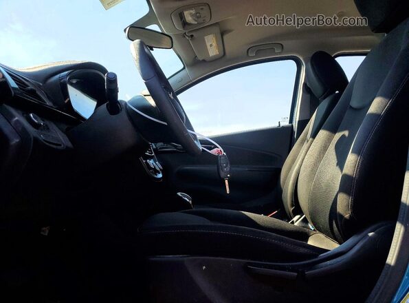 KL8CD6SA4KC723290 2019 CHEVROLET SPARK Blue Սալոնի դիմացի տեսք