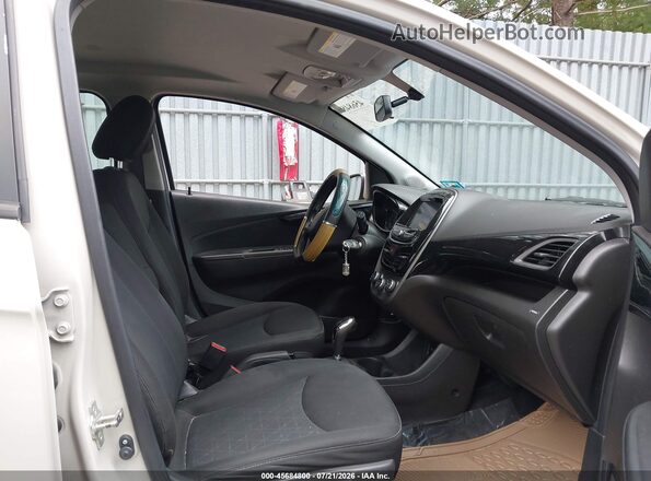 KL8CD6SA5LC443783 2020 CHEVROLET SPARK Tan Вид салону спереду
