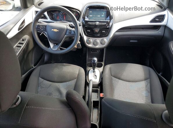 KL8CD6SA6JC459326 2018 CHEVROLET SPARK Белый Вид щитка приборов