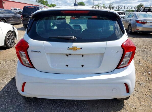 KL8CD6SA6JC459326 2018 CHEVROLET SPARK Белый Вид салона спереди
