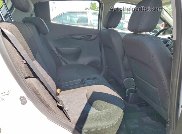 KL8CD6SA6JC459326 2018 CHEVROLET SPARK Белый Вид задней части салона