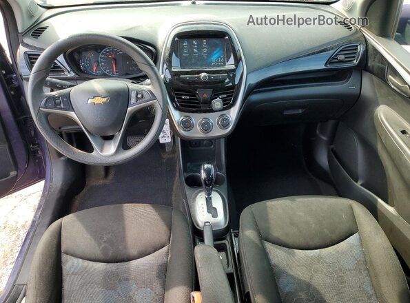 KL8CD6SA7HC823831 2017 CHEVROLET SPARK Purple Vista del salpicadero