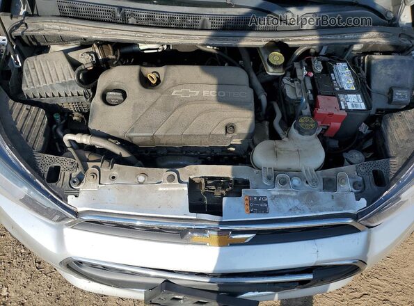 KL8CD6SA7JC465961 2018 CHEVROLET SPARK Silver Rear interior view