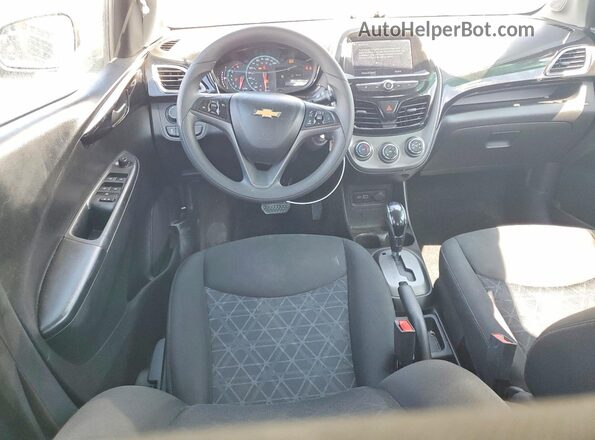 KL8CD6SA7LC447687 2020 CHEVROLET SPARK Tan Vista del salpicadero