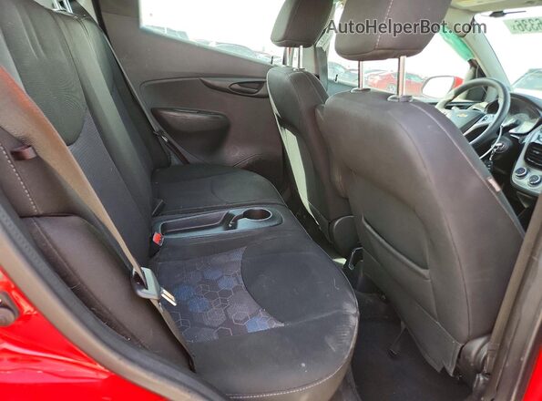 KL8CD6SA9GC579131 2016 CHEVROLET SPARK Red Vista de los asientos traseros
