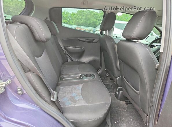 KL8CD6SA9HC822437 2017 CHEVROLET SPARK Purple Widok tylnych siedzeń