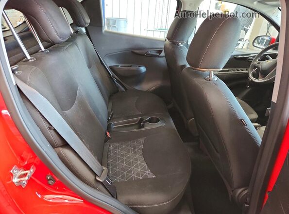 KL8CD6SAXLC458327 2020 CHEVROLET SPARK Red Vista de los asientos traseros