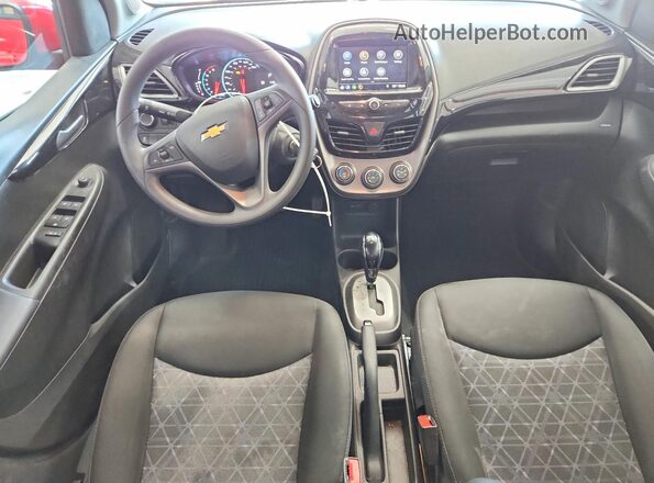 KL8CD6SAXLC458327 2020 CHEVROLET SPARK Red Vista del salpicadero
