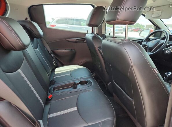 KL8CH6SAXNC030944 2022 CHEVROLET SPARK Красный Вид задней части салона