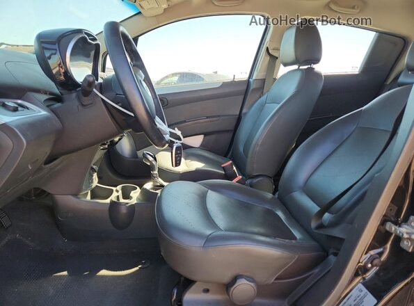 KL8CL6S02GC587436 2016 CHEVROLET SPARK Black Вид салону спереду