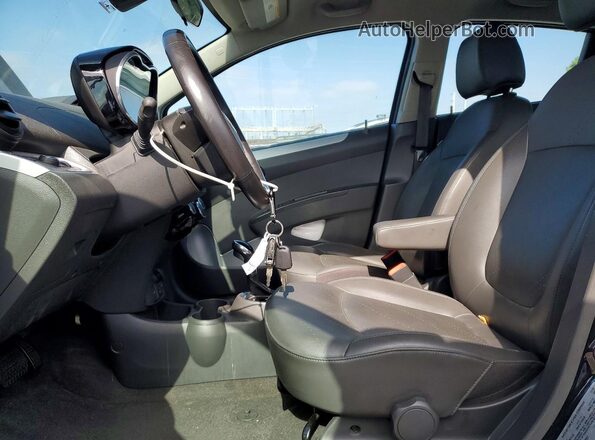KL8CL6S04GC582657 2016 CHEVROLET SPARK Black Вид салону спереду
