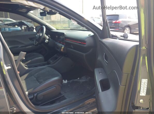 KM8HA3A39RU083097 2024 HYUNDAI KONA Gray Front interior view