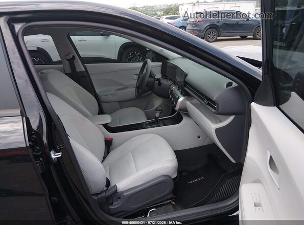 KM8HA3AB5RU041825 2024 HYUNDAI KONA Black წინა სალონის ხედი