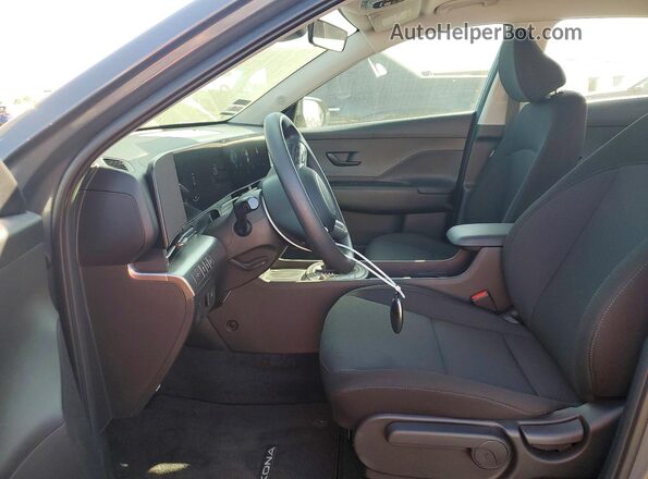 KM8HA3AB5TU370483 2026 HYUNDAI KONA Gray წინა სალონის ხედი