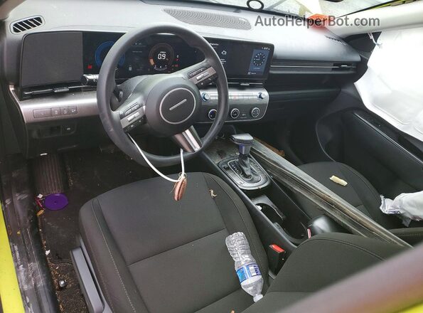 KM8HA3AB7RU115729 2024 HYUNDAI KONA Желтый Вид панели приборов