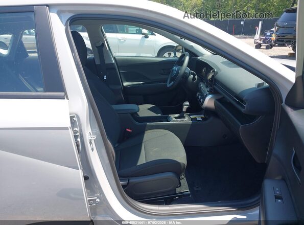 KM8HA3AB9TU390350 2026 HYUNDAI KONA Gray Vista interior delantera