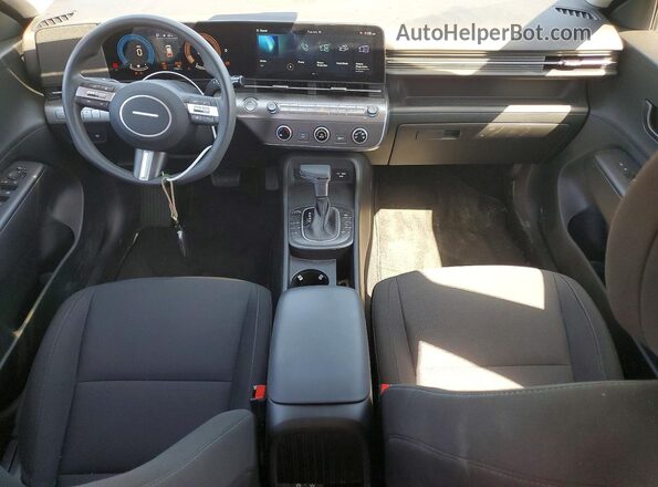 KM8HA3ABXSU268367 2025 HYUNDAI KONA White Вид панелі приладів