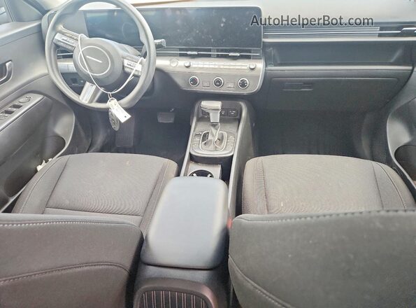 KM8HACAB1RU094523 2024 HYUNDAI KONA Black Dashboard view