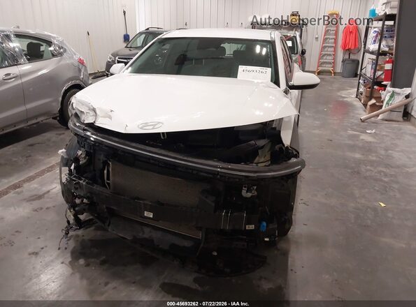 KM8HACAB1SU227156 2025 HYUNDAI KONA Белый Вид спереди