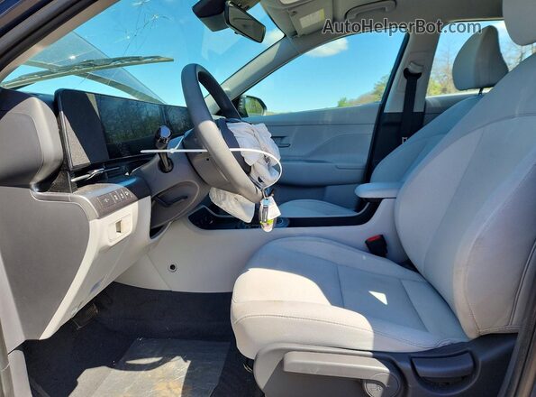 KM8HACAB7SU233611 2025 HYUNDAI KONA Blue Vista interior delantera