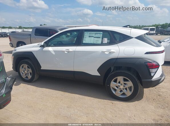 KM8HACAB9TU412671 2026 HYUNDAI KONA White Սալոնի 360 աստիճան տեսք