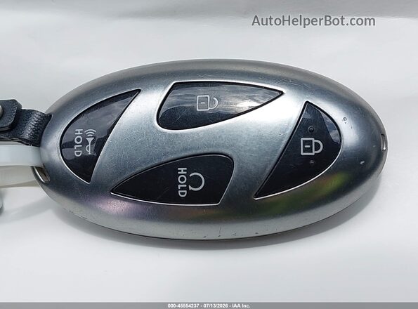 KM8HB3AB1RU169041 2024 HYUNDAI KONA Зеленый Вид панели приборов