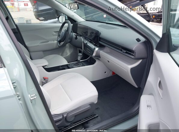 KM8HB3AB1RU169041 2024 HYUNDAI KONA Зеленый Вид салона спереди