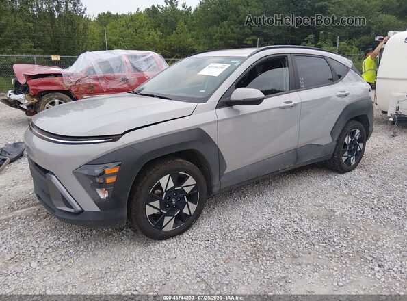 KM8HB3AB1RU173266 2024 HYUNDAI KONA Gray Vista tres cuartos delantera izquierda