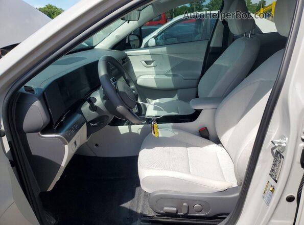 KM8HB3AB3SU212669 2025 HYUNDAI KONA Gray Front interior view