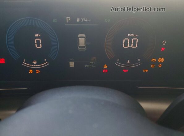 KM8HB3AB4SU310674 2025 HYUNDAI KONA White Widok zestawu wskaźników