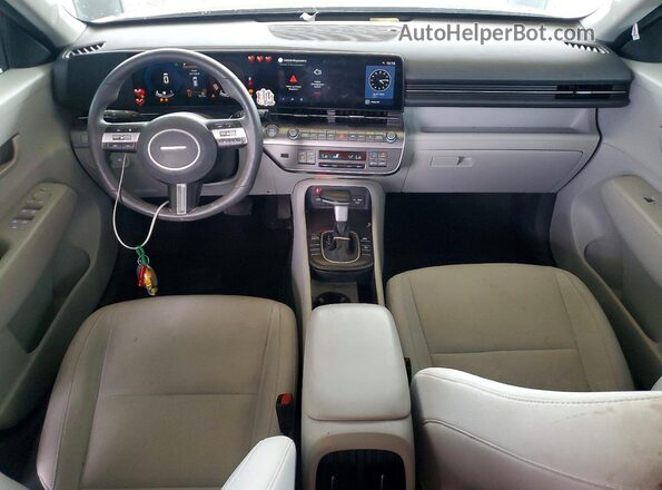 KM8HB3AB6RU081778 2024 HYUNDAI KONA Красный Вид панели приборов