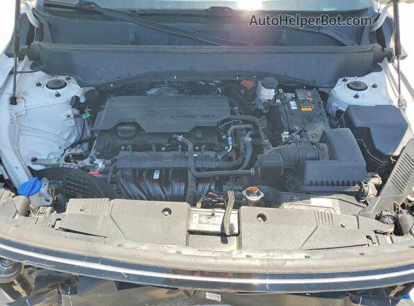 KM8HB3AB7RU147819 2024 HYUNDAI KONA White Вид задньої частини салону
