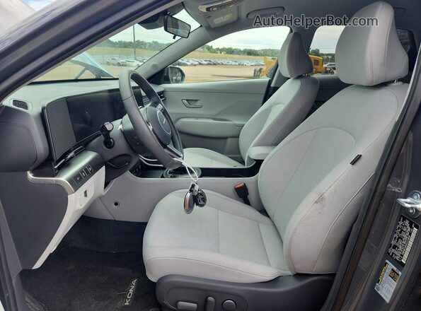 KM8HBCAB3SU315848 2025 HYUNDAI KONA Gray Front interior view
