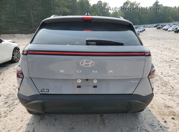KM8HBCAB6RU072840 2024 HYUNDAI KONA Silver Vista trasera