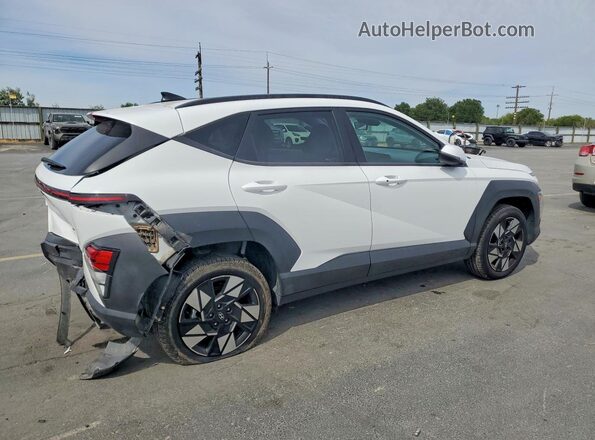KM8HBCAB6RU181864 2024 HYUNDAI KONA White Rear right