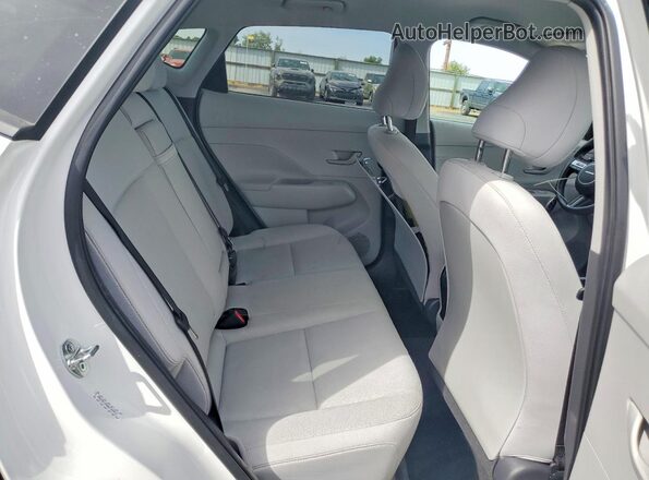 KM8HBCAB6RU181864 2024 HYUNDAI KONA White Rear interior view