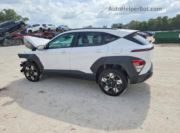 KM8HBCAB6SU337553 2025 HYUNDAI KONA White Trasero izquierdo