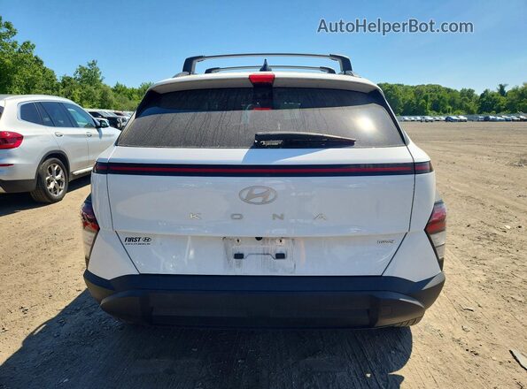 KM8HBCAB8RU108513 2024 HYUNDAI KONA White Հետևի տեսք