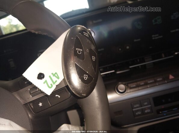 KM8HBCABXRU072243 2024 HYUNDAI KONA Серый Вид панели приборов
